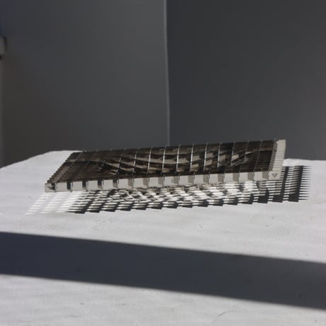 "Fundamental Berlin" Gravity - tray -