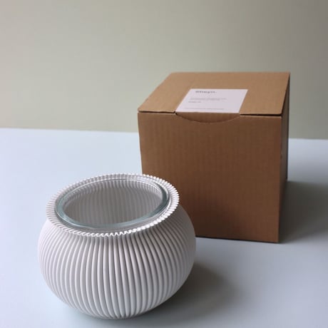 "Sheyn." Zayl 126g Planter - College White  -