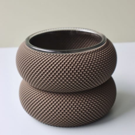 "Sheyn." Dorn 253g 1c Planter - Graphite -