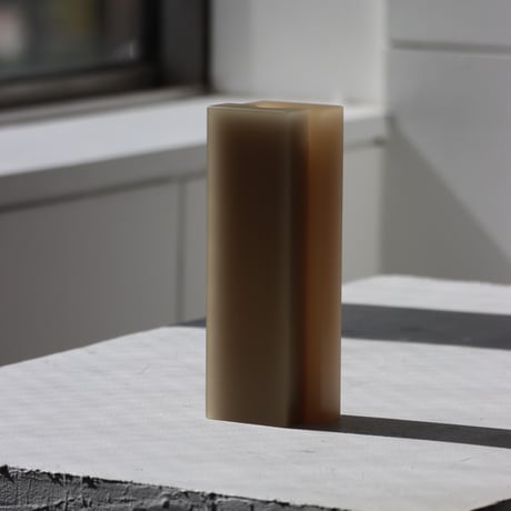 "dean toepfer" VASE VERSA  - taupe / melon -
