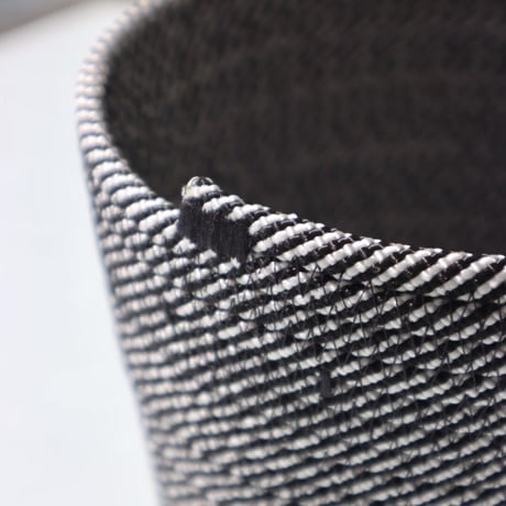 "UGLY RUGLY" SMALL LOOPY LID BASKET - STRIP -