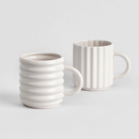 "FORM & SEEK" Ripple Mugs SET - White -