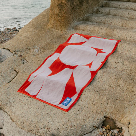 " VOLVER ” XL beach towel -BRIC