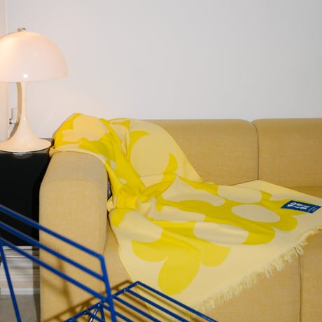 " VOLVER ” XL home towel - DROPS