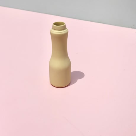 "Foekje Fleur" porcelain bottle vase - fresh yellow -