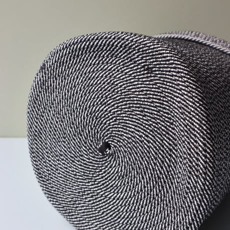 "UGLY RUGLY" MEDIUM LOOPY LID BASKET - STRIP -