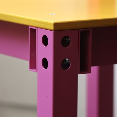 “JOY OBJECTS“ CHAIR ONE PIZZAZZ & HONEY