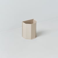 "Fulcrum" POLY Container 90 - sand