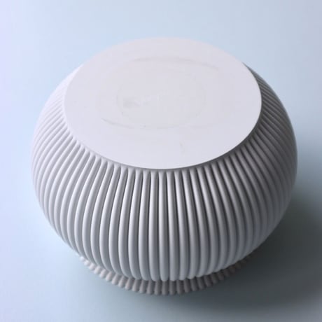 "Sheyn." Zayl 126g Planter - College White  -