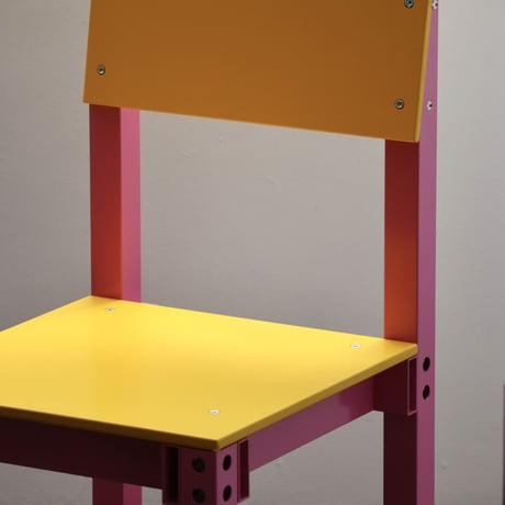 “JOY OBJECTS“ CHAIR ONE PIZZAZZ & HONEY