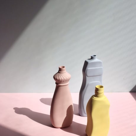 "Foekje Fleur" porcelain bottle vase - sun -