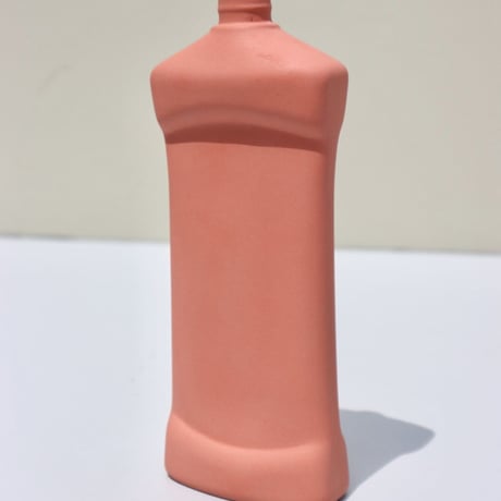 "Foekje Fleur" porcelain bottle vase - salmon -