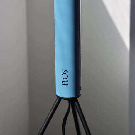 "FLOS" Luminator