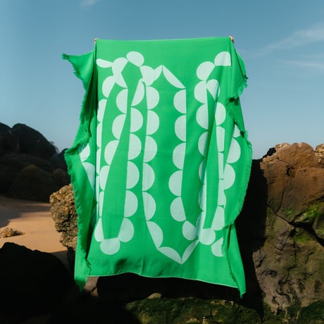 " VOLVER ” Mega Oversize home towel - SMILE