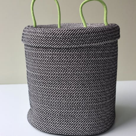 "UGLY RUGLY" MEDIUM LOOPY LID BASKET - STRIP -