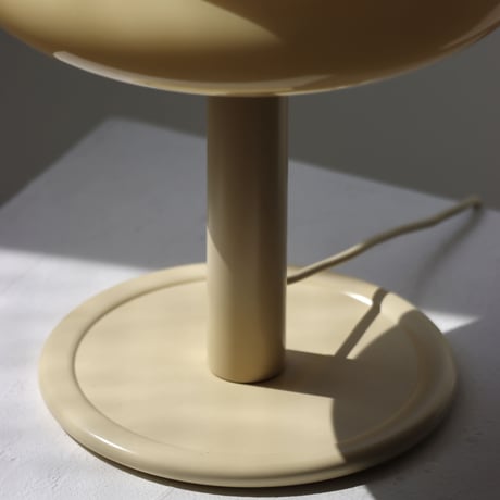 "ILKW." SNOWMAN 22 TABLE - ALL BUTTER