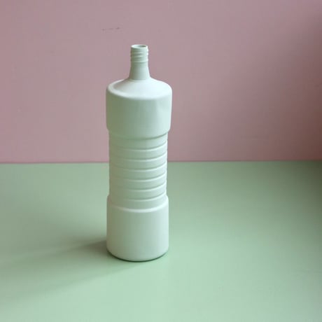"Foekje Fleur" porcelain bottle vase - mint -