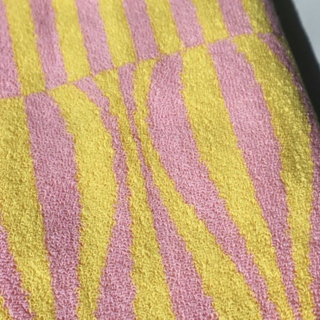 "KJP" HENNY HAND TOWEL - Rhubarb + custard -
