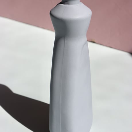 "Foekje Fleur" porcelain bottle vase - Lavender  -