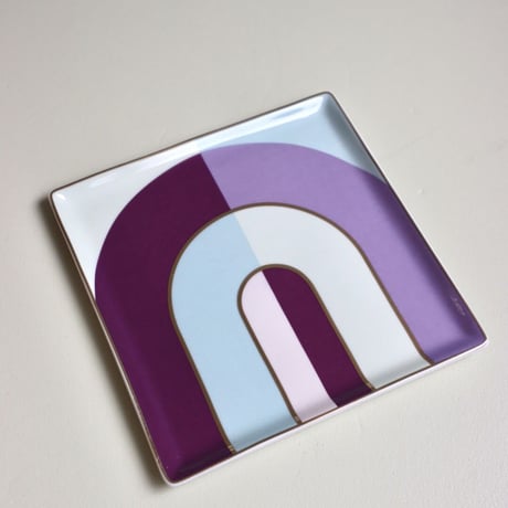 "OCTAEVO" Ceramic Tray - Riviera Arch purple  -