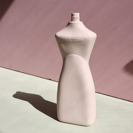 "Foekje Fleur" porcelain bottle vase - pink -