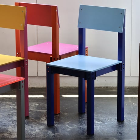 “JOY OBJECTS“ CHAIR ONE KLEIN & LITTLE WAVE