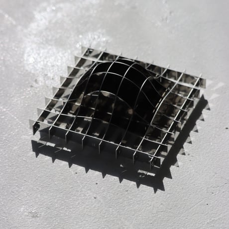 "Fundamental Berlin" Gravity -PEN HOLDER -