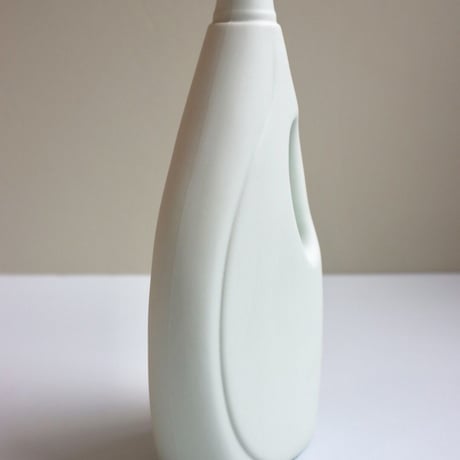 "Foekje Fleur" porcelain bottle vase - mint -