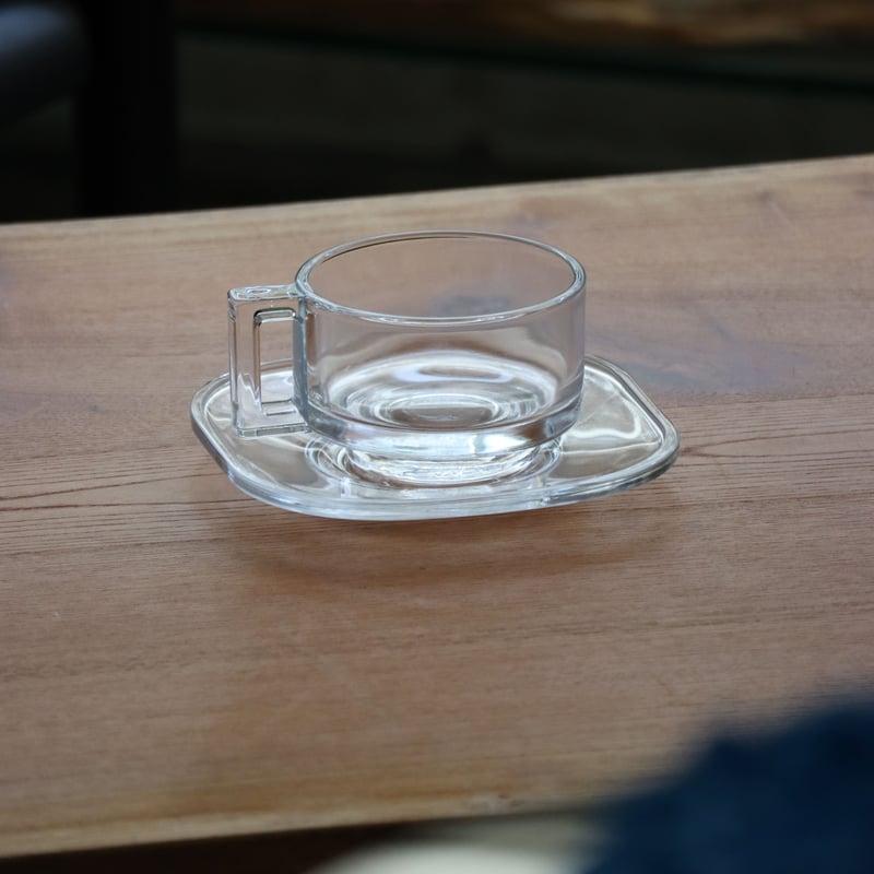 ARNO GLASS カップ&ソーサー クリア 未使用未開封 ARNO GLASS（アルノグラス）カップ＆ソーサー アンバー｜カップ
