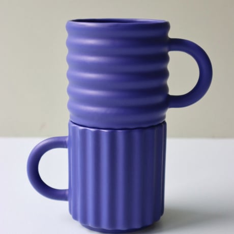"FORM & SEEK" Ripple Mugs SET - Cobalt -
