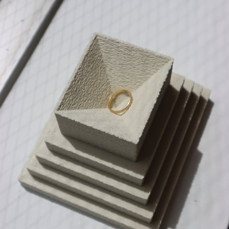 "Argot Studio" Petite Pyramide