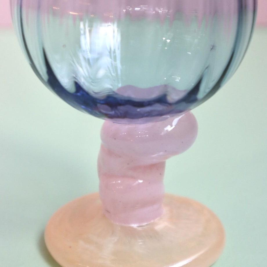 60a9f1e750a48a6edd84daeb