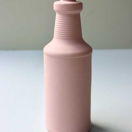 "Foekje Fleur" porcelain bottle vase - powder -