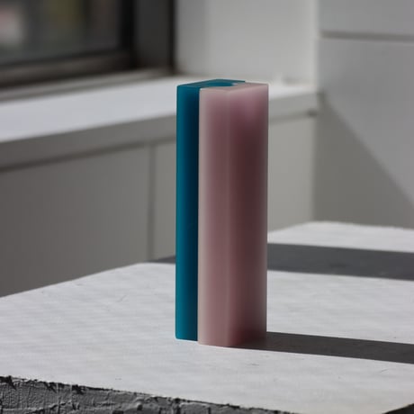 "dean toepfer" VASE VERSA  - pink / teal -