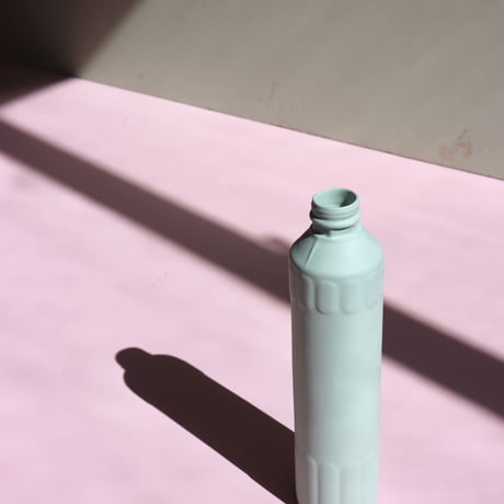 "Foekje Fleur" porcelain bottle vase - mint  -