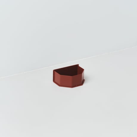 "Fulcrum" POLY Container 30 - rusty red