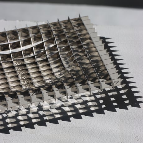 "Fundamental Berlin" Gravity - tray -