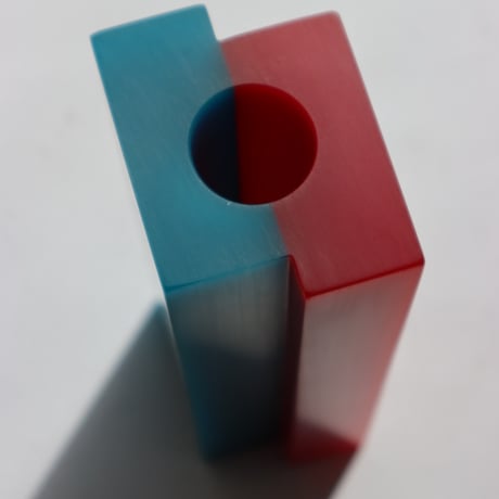 "dean toepfer" VASE VERSA  - teal / red -