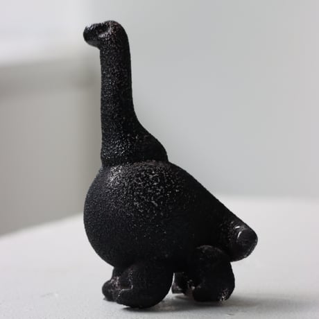 “ MIWA ITO × BLACK " DINOSAUR SCULPTURE - C