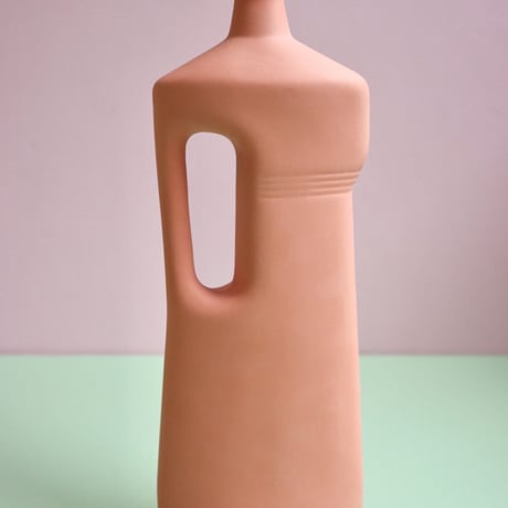 "Foekje Fleur" porcelain bottle vase - salmon -
