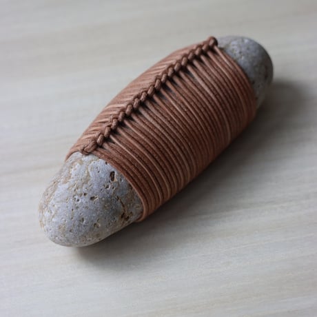 " HOW TO WRAP " WRAPPED STONE - L -