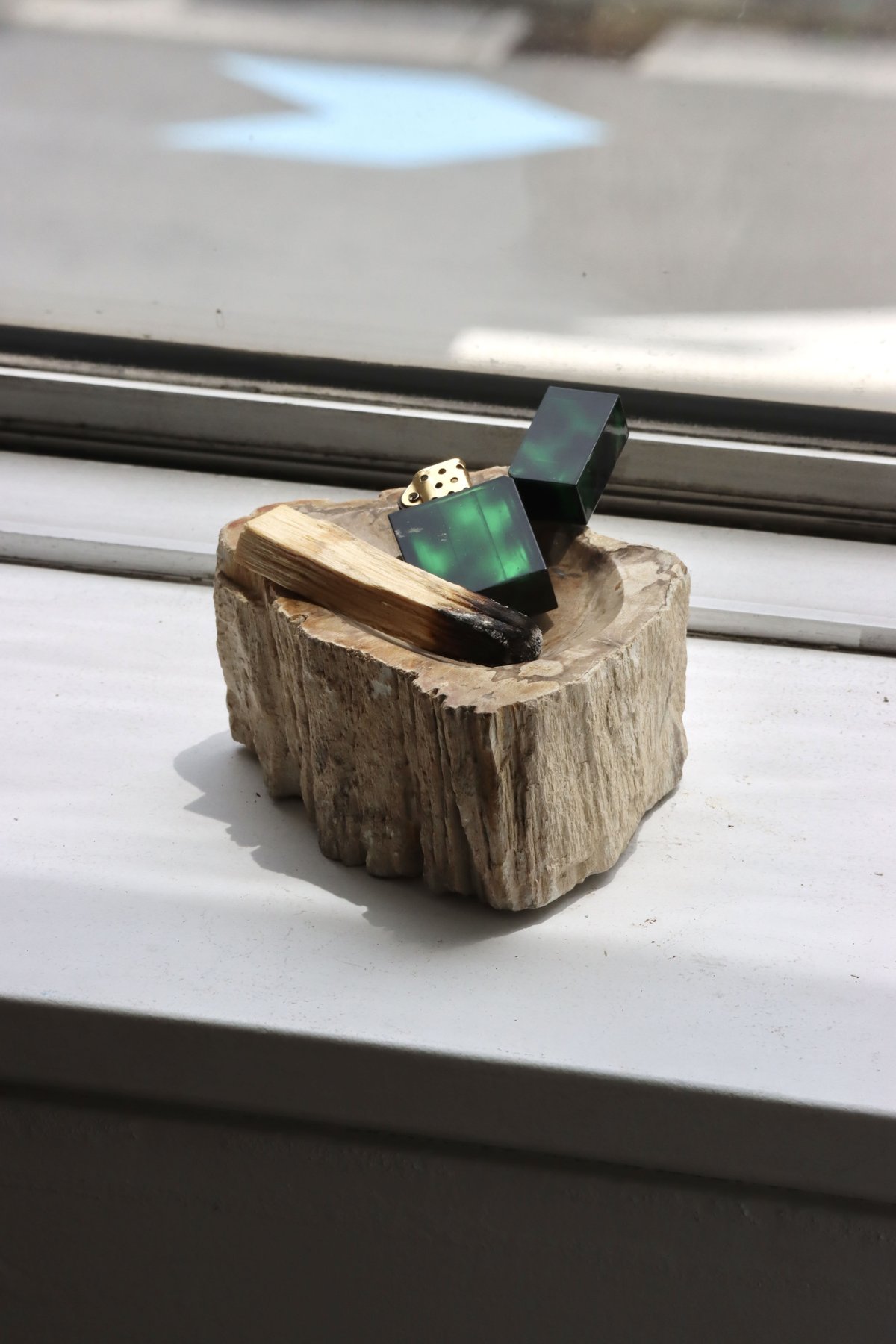 OAK ” Petrified Wood Accessory Tray - S #443