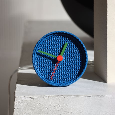 "SHINKOGEISHA / 新工芸舎" TILDE - Desk Clock - Blue