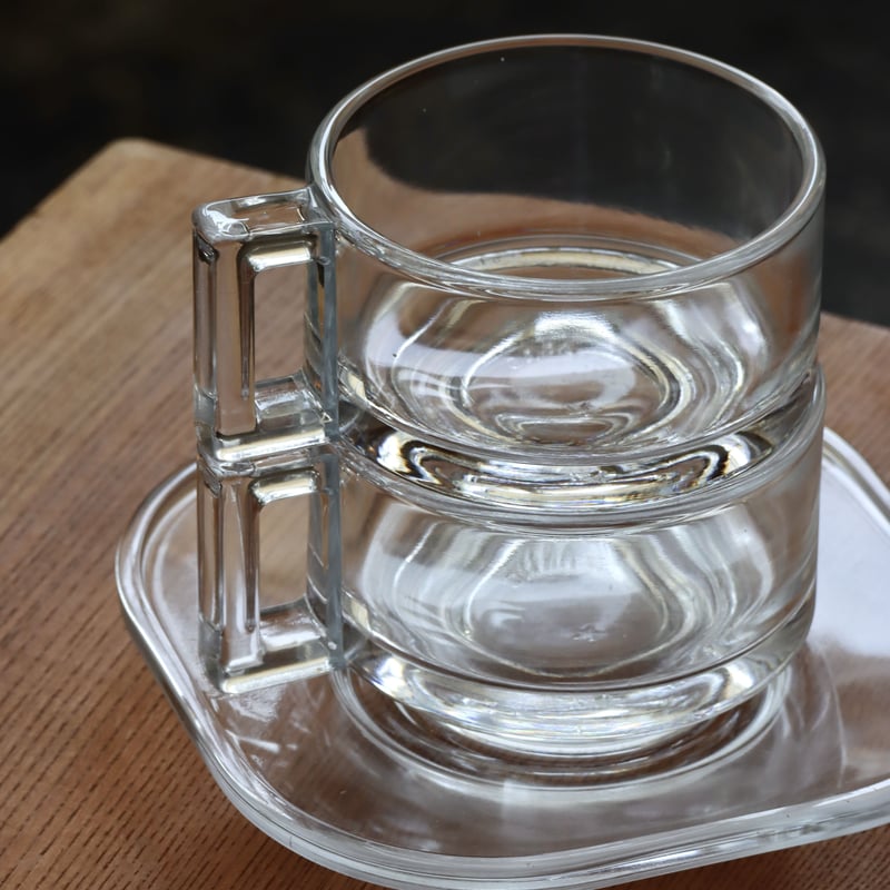 ARNO GLASS カップ&ソーサー クリア 未使用未開封 ARNO GLASS（アルノグラス）カップ＆ソーサー アンバー｜カップ