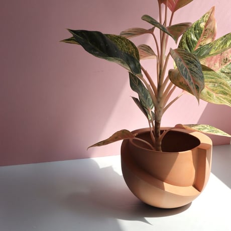 "Light&Ladder" VAYU ceramic tabletop planter - terracotta -