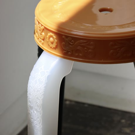 "RUMBA BOR" Choei Stool Look Choop - Esme Tena Shop Edition