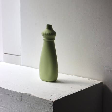 "Foekje Fleur" porcelain bottle vase - spring -