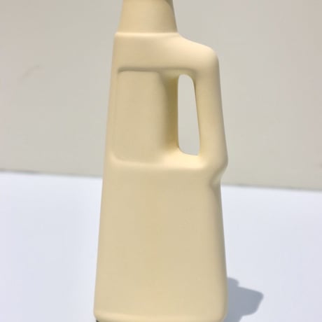 "Foekje Fleur" porcelain bottle vase - fresh yellow -