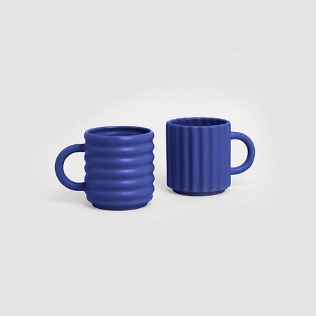 "FORM & SEEK" Ripple Mugs SET - Cobalt -