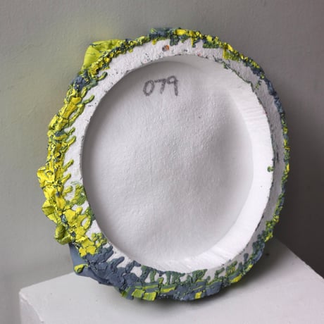 " Ryota Akiyama " Crack and Shrink